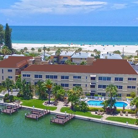Westwinds Waterfront Resort Сент-Піт-Біч Екстер'єр фото
